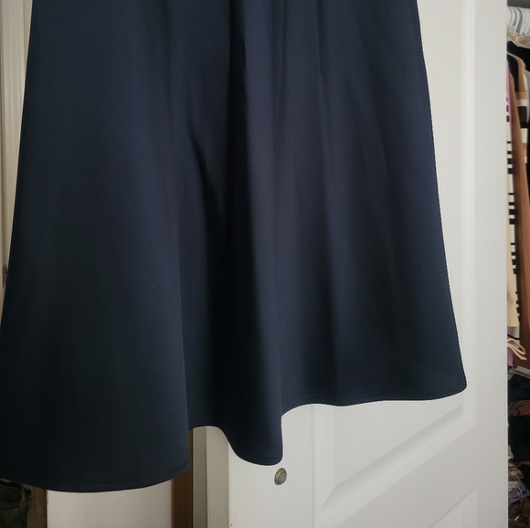 Satin Maxi / Midi Skirt - Picture 4 of 5